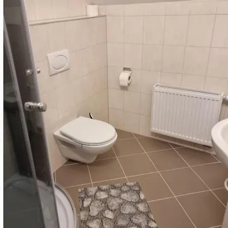 Monteur- Und Messezimmer Jelinski Arpke Lehrte Exterior foto