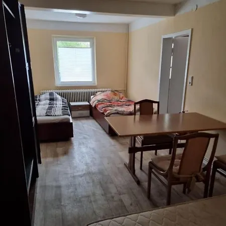 Monteur- Und Messezimmer Jelinski Arpke Lehrte Exterior foto