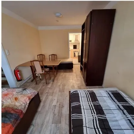 Monteur- Und Messezimmer Jelinski Arpke Lehrte Exterior foto